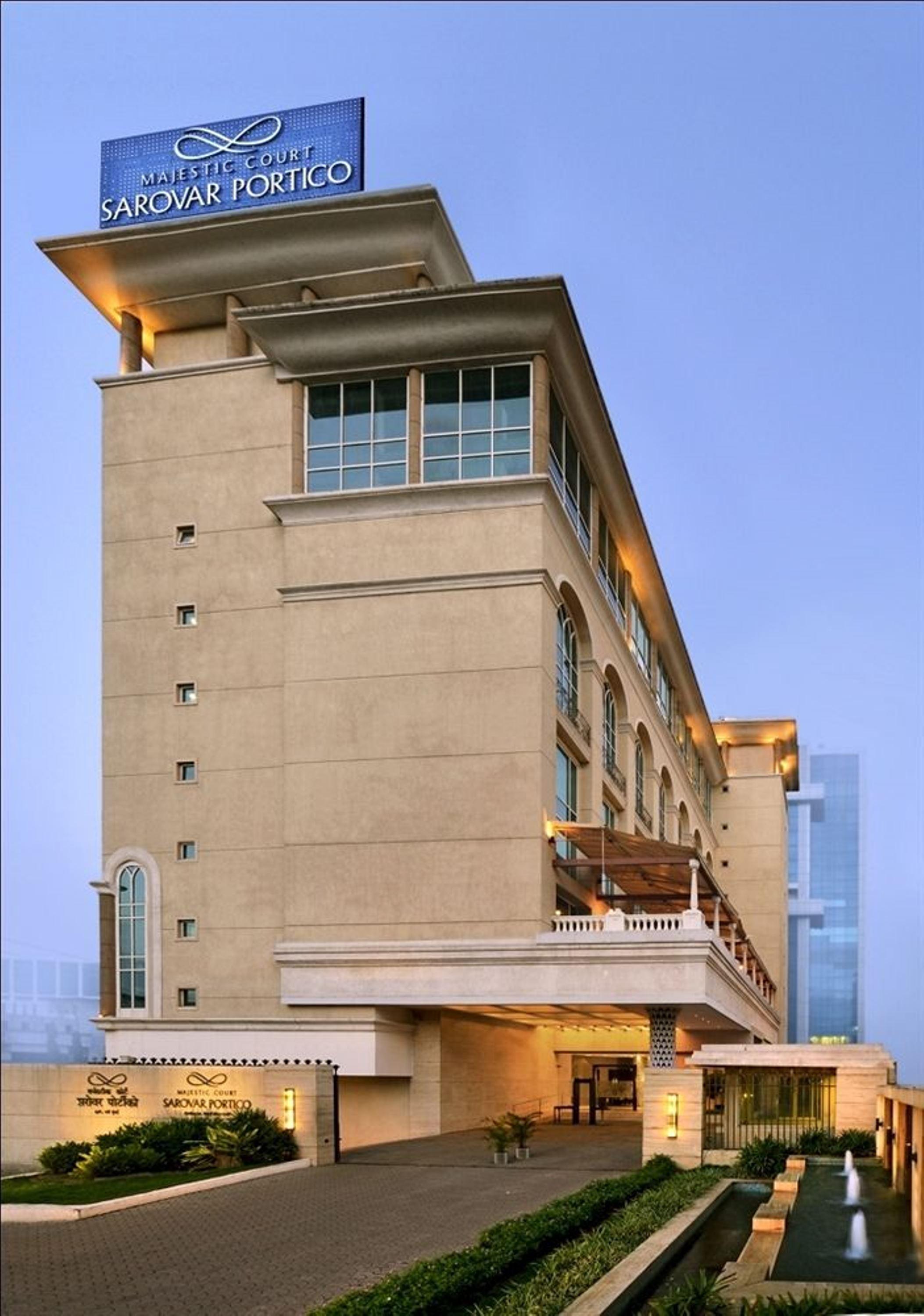 Majestic Court Sarovar Portico Νάβι Μουμπάι Εξωτερικό φωτογραφία