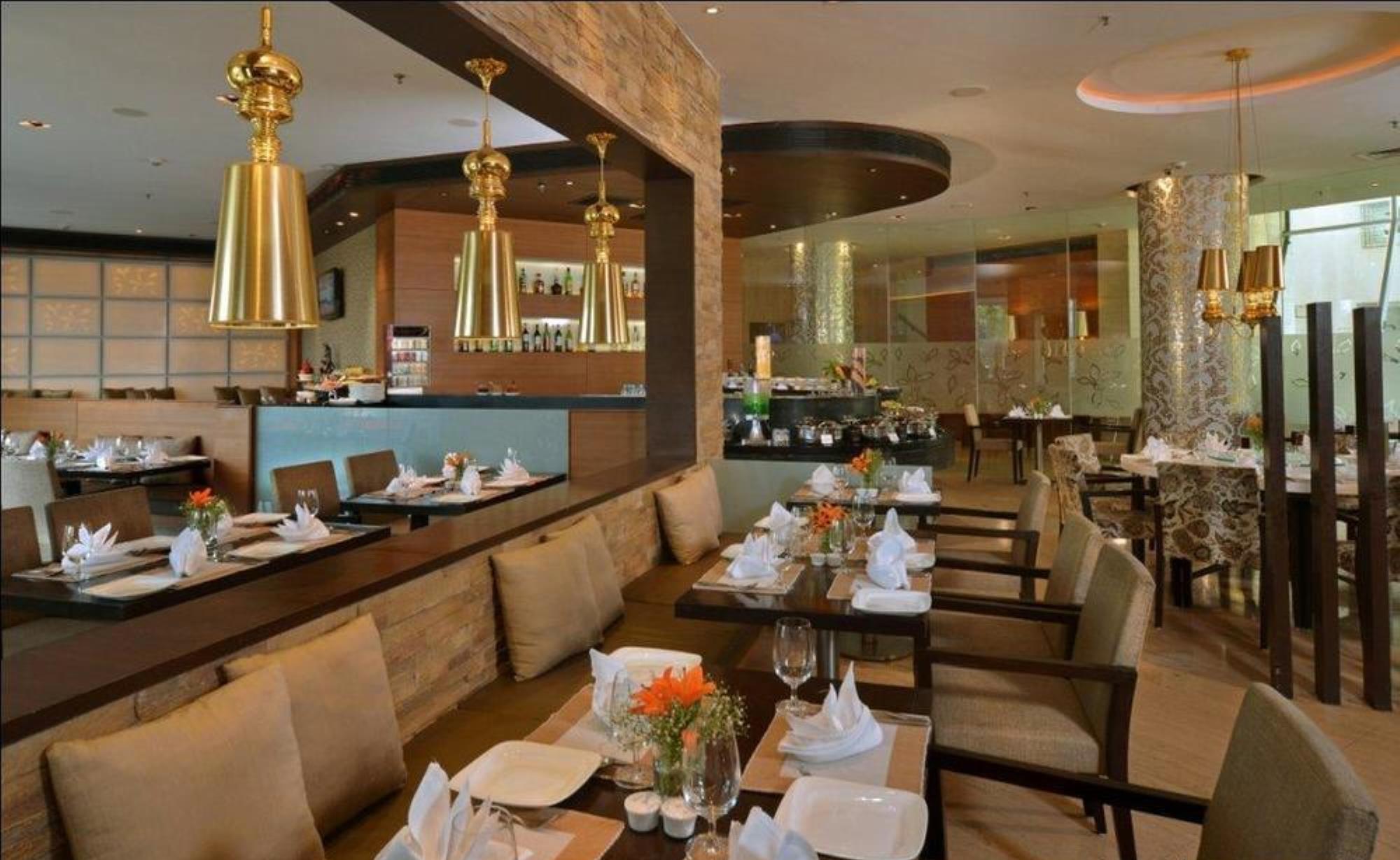 Majestic Court Sarovar Portico Νάβι Μουμπάι Εξωτερικό φωτογραφία